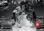 Standbild Internationale Automobilausstellung New York United States USA, 1966, aus Sekunde 15 historischem Filmmaterial Videoclip 65675037707