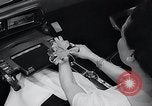 Standbild Internationale Automobilausstellung New York United States USA, 1966, aus Sekunde 48 historischem Filmmaterial Videoclip 65675037707