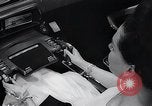 Standbild Internationale Automobilausstellung New York United States USA, 1966, aus Sekunde 49 historischem Filmmaterial Videoclip 65675037707