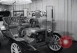 Standbild Internationale Automobilausstellung New York United States USA, 1966, aus Sekunde 54 historischem Filmmaterial Videoclip 65675037707