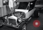 Standbild Internationale Automobilausstellung New York United States USA, 1966, aus Sekunde 56 historischem Filmmaterial Videoclip 65675037707