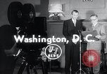 Standbild Jimmy Stewart empfangen Zitat von Ehre Washington DC USA, 1954, aus Sekunde 3 historischem Filmmaterial Videoclip 65675037712