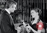 Standbild Hugh O' Brian California United States USA, 1954, aus Sekunde 15 historischem Filmmaterial Videoclip 65675037713