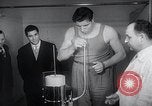 Standbild Milo Malagoli Italien, 1954, aus Sekunde 16 historischem Filmmaterial Videoclip 65675037714