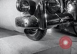 Image World Motor Sports Show de 1954 New York City USA, 1954, de la seconde 33 séquences d'archives historiques vidéo 65675037715