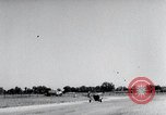 Image aerobile convertible flying automobile Milford Michigan USA, 1954, de la seconde 55 séquences d'archives historiques vidéo 65675037720