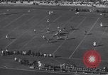 Standbild Kalifornien über UCLA 1935 Fußball-Spiel Los Angeles California USA, 1935, aus Sekunde 20 historischem Filmmaterial Videoclip 65675037728