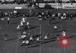 Standbild Kalifornien über UCLA 1935 Fußball-Spiel Los Angeles California USA, 1935, aus Sekunde 34 historischem Filmmaterial Videoclip 65675037728