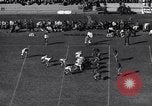 Standbild Kalifornien über UCLA 1935 Fußball-Spiel Los Angeles California USA, 1935, aus Sekunde 37 historischem Filmmaterial Videoclip 65675037728