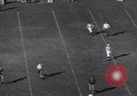 Standbild Kalifornien über UCLA 1935 Fußball-Spiel Los Angeles California USA, 1935, aus Sekunde 44 historischem Filmmaterial Videoclip 65675037728