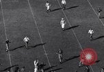 Standbild Kalifornien über UCLA 1935 Fußball-Spiel Los Angeles California USA, 1935, aus Sekunde 45 historischem Filmmaterial Videoclip 65675037728