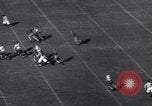 Standbild Kalifornien über UCLA 1935 Fußball-Spiel Los Angeles California USA, 1935, aus Sekunde 52 historischem Filmmaterial Videoclip 65675037728