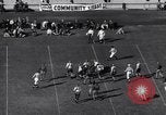 Standbild Kalifornien über UCLA 1935 Fußball-Spiel Los Angeles California USA, 1935, aus Sekunde 55 historischem Filmmaterial Videoclip 65675037728