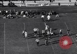 Standbild Kalifornien über UCLA 1935 Fußball-Spiel Los Angeles California USA, 1935, aus Sekunde 56 historischem Filmmaterial Videoclip 65675037728