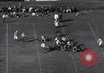 Standbild Kalifornien über UCLA 1935 Fußball-Spiel Los Angeles California USA, 1935, aus Sekunde 60 historischem Filmmaterial Videoclip 65675037728
