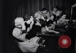 Standbild Masken- und Perückenverein-Mitglieder in Drag Philadelphia Pennsylvania USA, 1936, aus Sekunde 10 historischem Filmmaterial Videoclip 65675037730