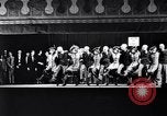 Standbild Masken- und Perückenverein-Mitglieder in Drag Philadelphia Pennsylvania USA, 1936, aus Sekunde 27 historischem Filmmaterial Videoclip 65675037730