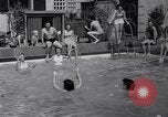 Standbild Wasser Tennis Venice Beach Los Angeles California USA, 1936, aus Sekunde 20 historischem Filmmaterial Videoclip 65675037733