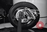 Standbild Auto Show New York City USA, 1936, aus Sekunde 47 historischem Filmmaterial Videoclip 65675037734