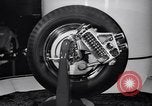 Standbild Auto Show New York City USA, 1936, aus Sekunde 48 historischem Filmmaterial Videoclip 65675037734