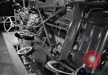 Standbild Auto Show New York City USA, 1936, aus Sekunde 59 historischem Filmmaterial Videoclip 65675037734
