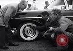Standbild Firestone Nachweis REIFENPANNE REIFEN United States USA, 1955, aus Sekunde 4 historischem Filmmaterial Videoclip 65675037736