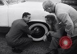 Standbild Firestone Nachweis REIFENPANNE REIFEN United States USA, 1955, aus Sekunde 23 historischem Filmmaterial Videoclip 65675037736