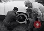 Standbild Firestone Nachweis REIFENPANNE REIFEN United States USA, 1955, aus Sekunde 24 historischem Filmmaterial Videoclip 65675037736