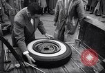 Standbild Firestone Nachweis REIFENPANNE REIFEN United States USA, 1955, aus Sekunde 44 historischem Filmmaterial Videoclip 65675037736