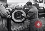 Standbild Firestone Nachweis REIFENPANNE REIFEN United States USA, 1955, aus Sekunde 48 historischem Filmmaterial Videoclip 65675037736