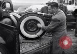 Standbild Firestone Nachweis REIFENPANNE REIFEN United States USA, 1955, aus Sekunde 50 historischem Filmmaterial Videoclip 65675037736