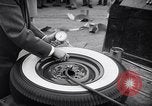 Standbild Firestone Nachweis REIFENPANNE REIFEN United States USA, 1955, aus Sekunde 52 historischem Filmmaterial Videoclip 65675037736