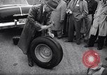 Standbild Firestone Nachweis REIFENPANNE REIFEN United States USA, 1955, aus Sekunde 58 historischem Filmmaterial Videoclip 65675037736