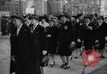 Immagine di Queen Elizabeth Londra Inghilterra Regno Unito, 1965, secondo 27 filmato di repertorio 65675037738