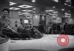 Image 1965 Salon Automobile International New York United States USA, 1965, de la seconde 20 séquences d'archives historiques vidéo 65675037740