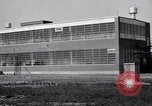 Image Goodyear fabrique de caoutchouc synthétique Akron Ohio USA, 1940, de la seconde 12 séquences d'archives historiques vidéo 65675037743