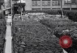 Image Goodyear fabrique de caoutchouc synthétique Akron Ohio USA, 1940, de la seconde 28 séquences d'archives historiques vidéo 65675037743