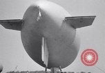 Image Dirigeable airship L-3 US Navy Akron Ohio USA, 1940, de la seconde 26 séquences d'archives historiques vidéo 65675037745