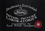 Image Ford Motor Company Detroit Michigan USA, 1932, de la seconde 13 séquences d'archives historiques vidéo 65675037753
