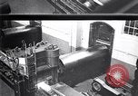 Immagine di Ford Motor Company Dearborn Michigan USA, 1932, secondo 62 filmato di repertorio 65675037755