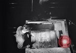 Standbild Gummi United States USA, 1930, aus Sekunde 49 historischem Filmmaterial Videoclip 65675037763