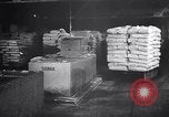 Standbild Gummi United States USA, 1930, aus Sekunde 9 historischem Filmmaterial Videoclip 65675037764