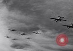 Standbild Pacific Milkrun South Pacific Ocean, 1943, aus Sekunde 32 historischem Filmmaterial Videoclip 65675037765