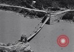 Standbild Stilwell Road Bridge errichtet über Salween River Birma, 1944, aus Sekunde 18 historischem Filmmaterial Videoclip 65675037769