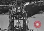 Standbild Stilwell Road Bridge errichtet über Salween River Birma, 1944, aus Sekunde 21 historischem Filmmaterial Videoclip 65675037769