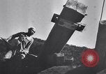 Standbild Stilwell Road Bridge errichtet über Salween River Birma, 1944, aus Sekunde 52 historischem Filmmaterial Videoclip 65675037769