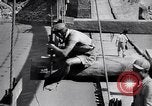Standbild Stilwell Road Bridge errichtet über Salween River Birma, 1944, aus Sekunde 56 historischem Filmmaterial Videoclip 65675037769