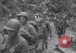 Image les troupes américaines occupant des zones de Nouvelle Guinée Aitape Nouvelle Guinée, 1944, de la seconde 16 séquences d'archives historiques vidéo 65675037770