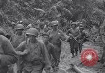 Image les troupes américaines occupant des zones de Nouvelle Guinée Aitape Nouvelle Guinée, 1944, de la seconde 18 séquences d'archives historiques vidéo 65675037770