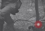 Image les troupes américaines occupant des zones de Nouvelle Guinée Aitape Nouvelle Guinée, 1944, de la seconde 31 séquences d'archives historiques vidéo 65675037770